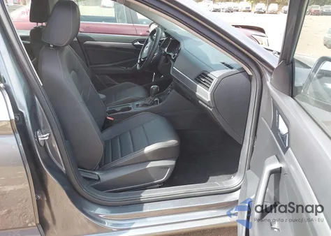 2021 Volkswagen Jetta 1.4T R-Line/1.4T S/1.4T Se z USA, uszkodzony, nr VIN 3VWC57BU8MM044206